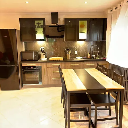 Proche Gare Paris-cdg Stade-de-france Asterix Expo Holiday home Garges-les-Gonesse